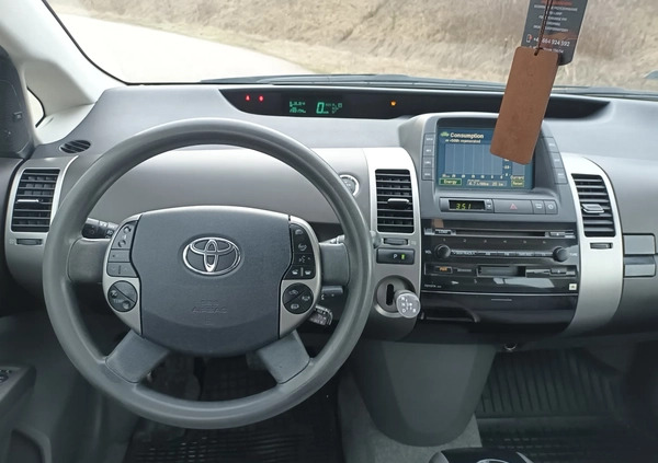 Toyota Prius cena 20900 przebieg: 286200, rok produkcji 2005 z Zbąszynek małe 232